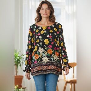NWOT Floral Print Long Sleeve Top